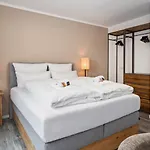 Park Avenue I Domsuite I Hbf I Netflix I Wlan דירה קלן