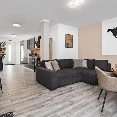 Apartamento Park Avenue I Domsuite I Hbf I Netflix I Wlan