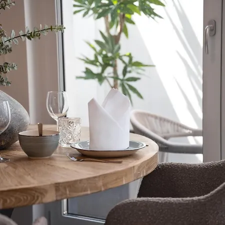 Park Avenue I Domsuite I Hbf I Netflix I Wlan Apartamento *