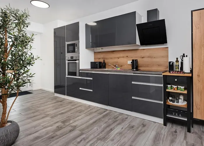 Park Avenue I Domsuite I Hbf I Netflix I Wlan Apartment Köln