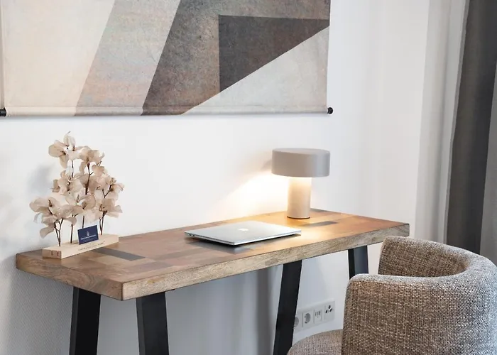 Park Avenue I Domsuite I Hbf I Netflix I Wlan Apartment Köln