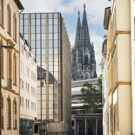 Park Avenue I Domsuite I Hbf I Netflix I Wlan * Köln